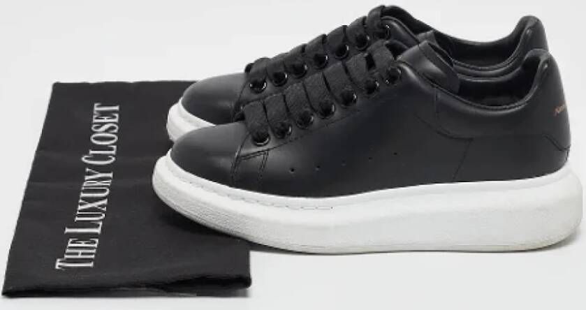 Alexander McQueen Pre-owned Leather sneakers Black Dames