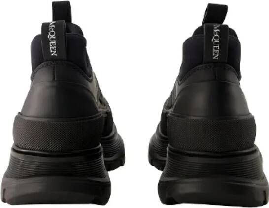 Alexander McQueen Pre-owned Leather sneakers Black Heren