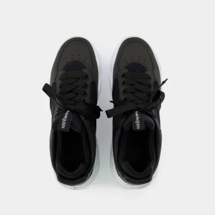 Alexander McQueen Pre-owned Leather sneakers Black Heren