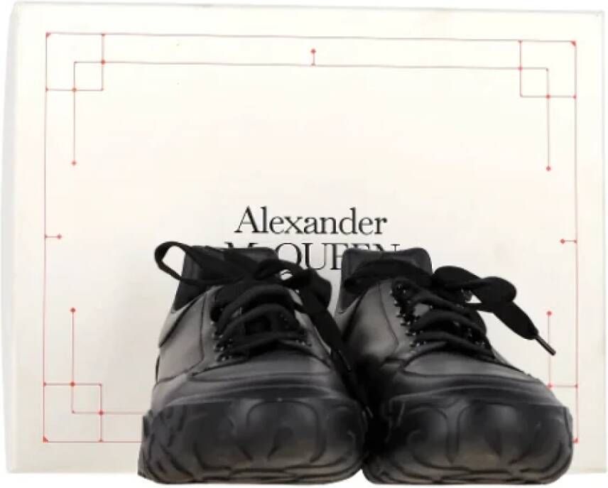 Alexander McQueen Pre-owned Leather sneakers Black Heren