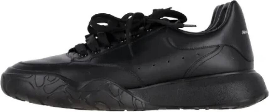 Alexander McQueen Pre-owned Leather sneakers Black Heren