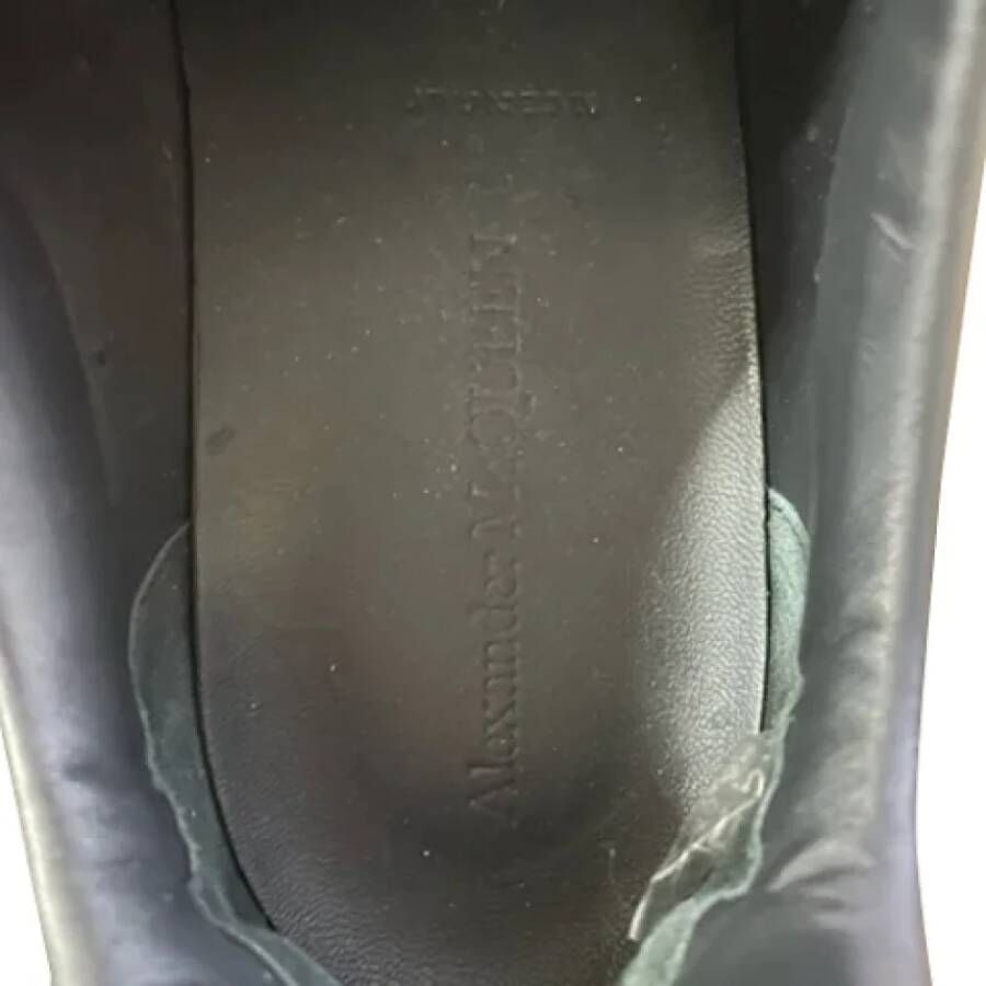 Alexander McQueen Pre-owned Leather sneakers Black Heren