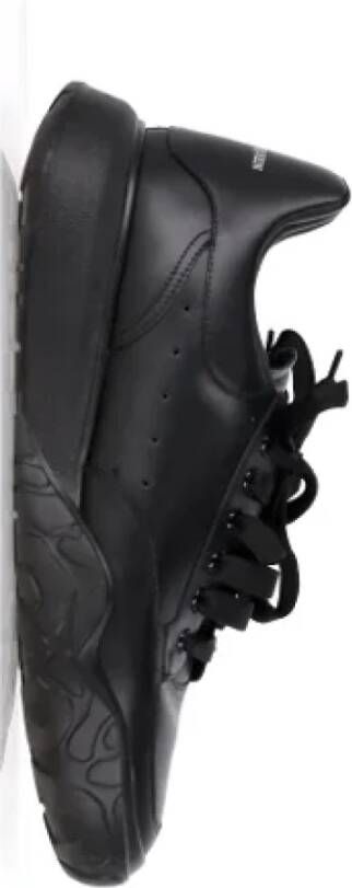 Alexander McQueen Pre-owned Leather sneakers Black Heren