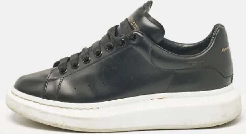 Alexander McQueen Pre-owned Leather sneakers Black Heren