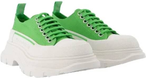 Alexander McQueen Pre-owned Leather sneakers Green Dames