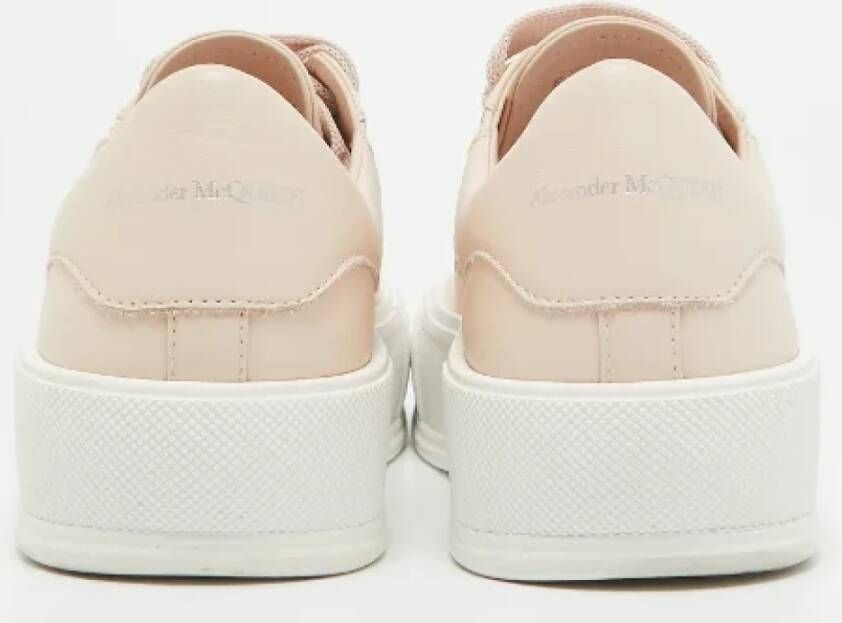 Alexander McQueen Pre-owned Leather sneakers Pink Dames