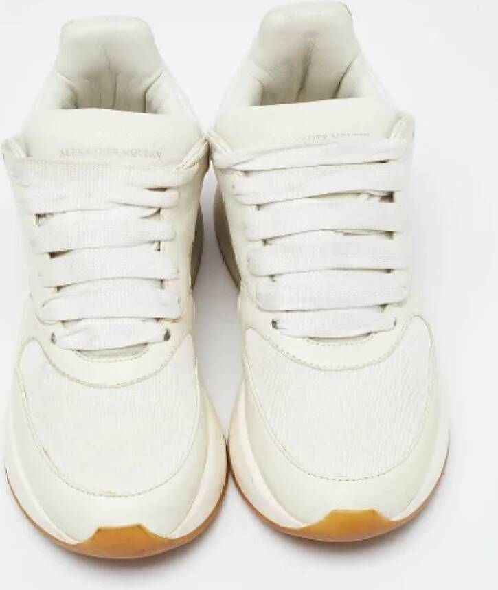 Alexander McQueen Pre-owned Leather sneakers White Dames