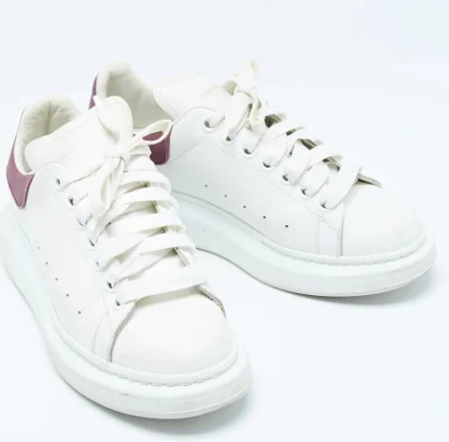 Alexander McQueen Pre-owned Leather sneakers White Dames