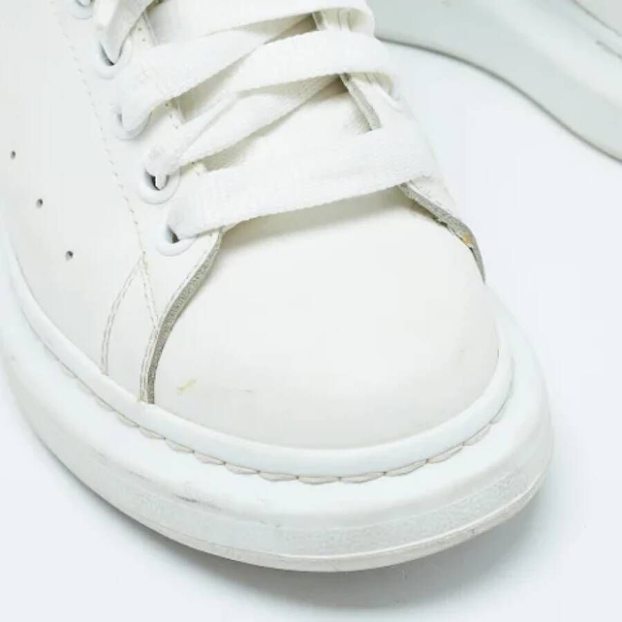 Alexander McQueen Pre-owned Leather sneakers White Dames