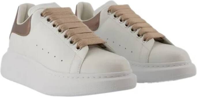 Alexander McQueen Pre-owned Leather sneakers White Dames