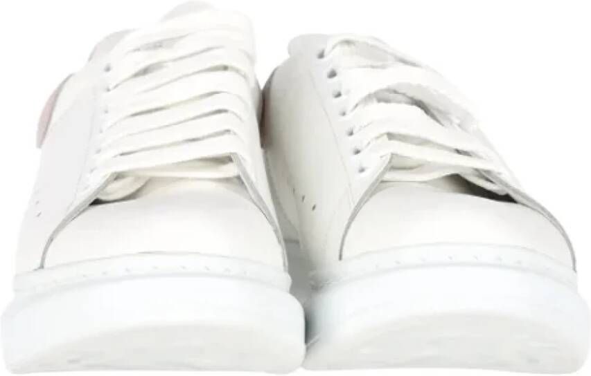 Alexander McQueen Pre-owned Leather sneakers White Dames