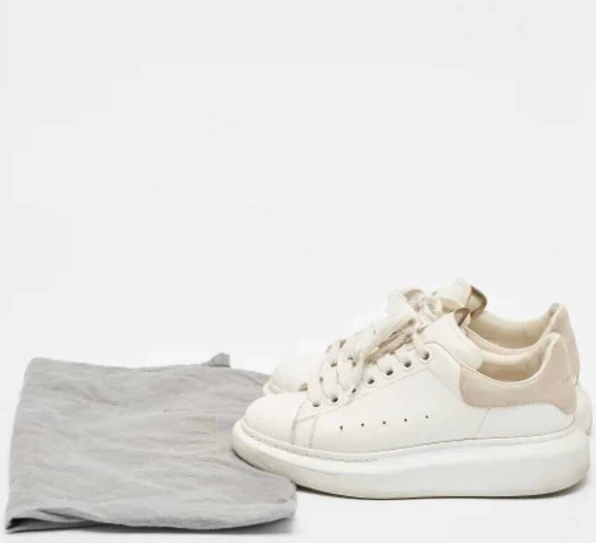 Alexander McQueen Pre-owned Leather sneakers White Dames