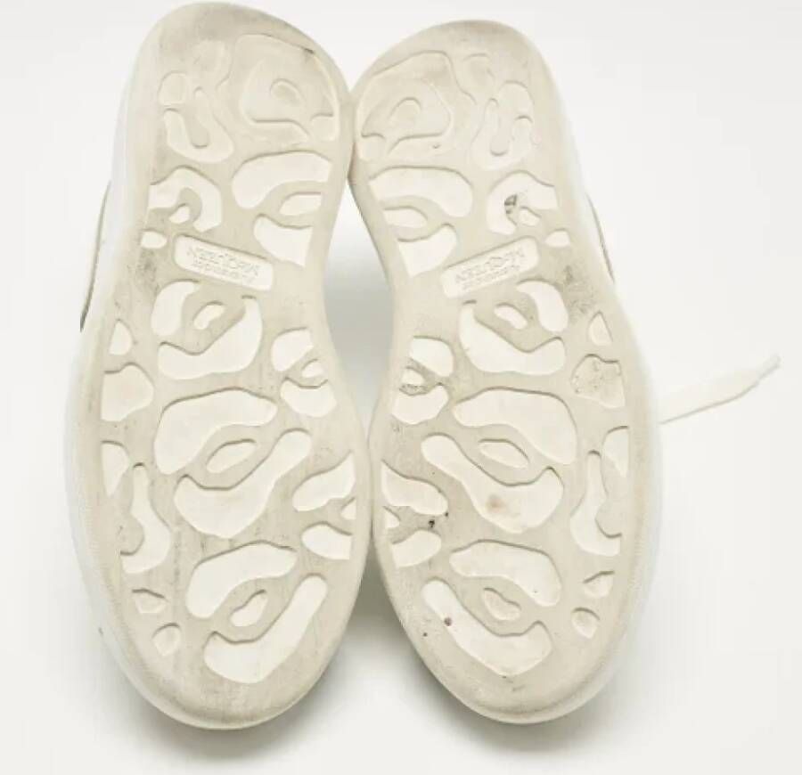 Alexander McQueen Pre-owned Leather sneakers White Dames