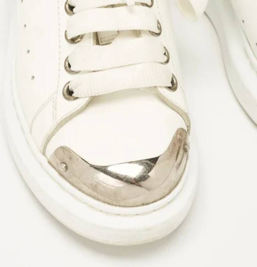 Alexander McQueen Pre-owned Leather sneakers White Dames