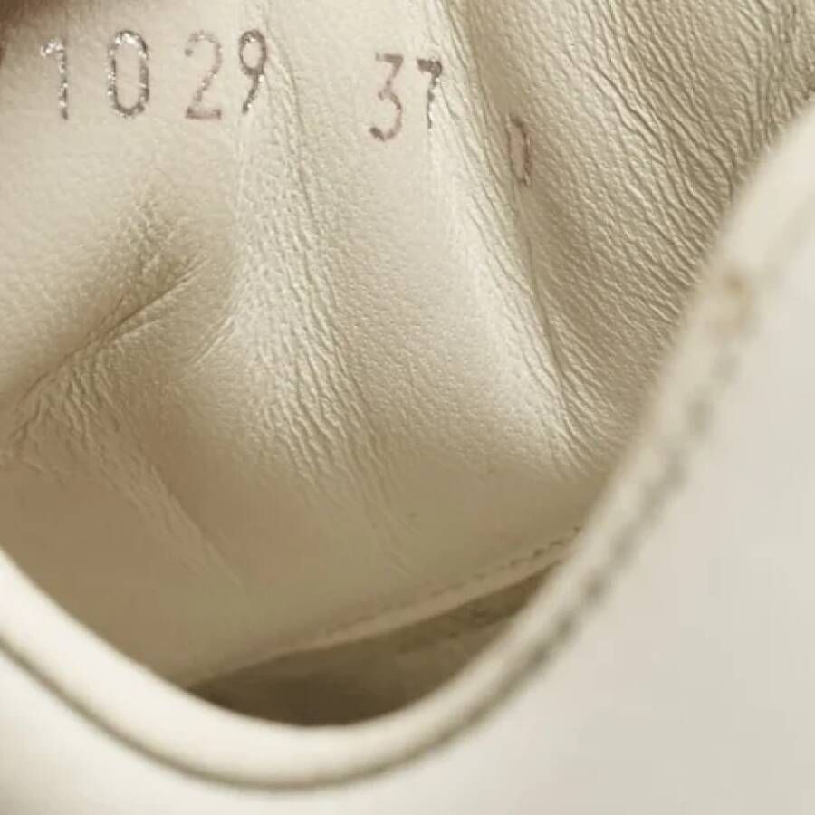 Alexander McQueen Pre-owned Leather sneakers White Dames