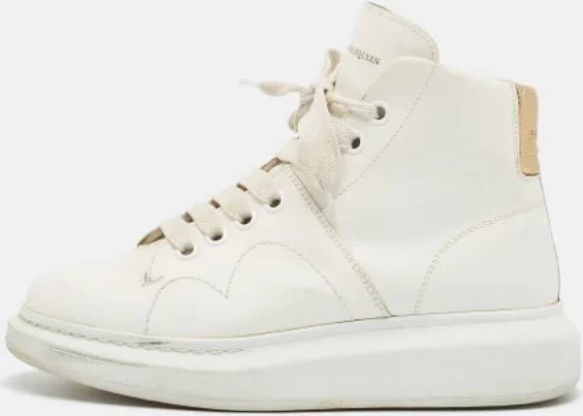 Alexander McQueen Pre-owned Leather sneakers White Dames