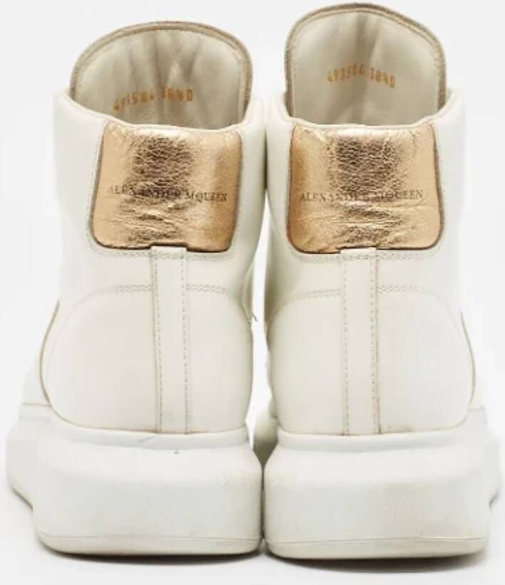 Alexander McQueen Pre-owned Leather sneakers White Dames