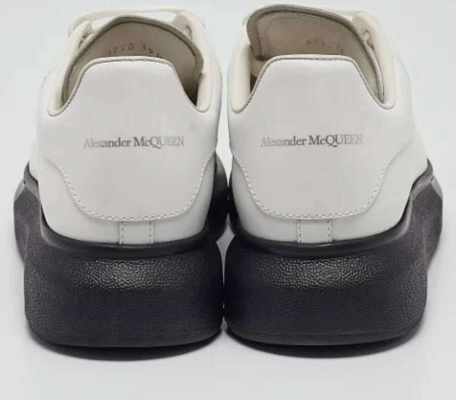 Alexander McQueen Pre-owned Leather sneakers White Dames