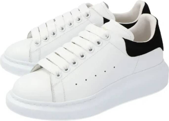 Alexander McQueen Pre-owned Leather sneakers White Dames