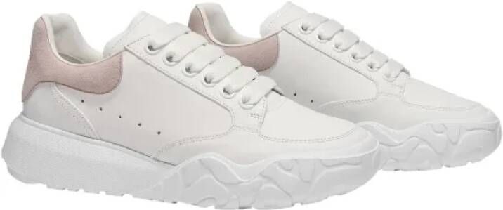 Alexander McQueen Pre-owned Leather sneakers White Dames