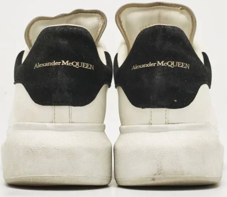 Alexander McQueen Pre-owned Leather sneakers White Dames