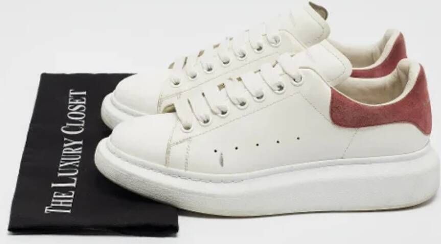 Alexander McQueen Pre-owned Leather sneakers White Dames