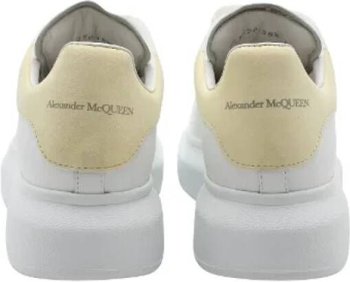 Alexander McQueen Pre-owned Leather sneakers White Dames