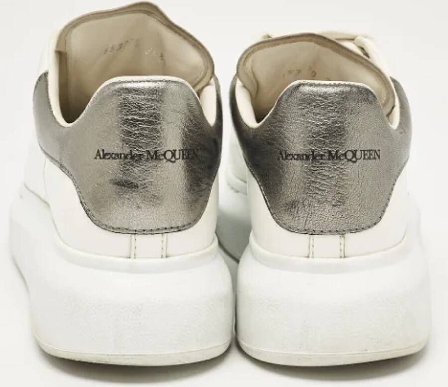 Alexander McQueen Pre-owned Leather sneakers White Dames