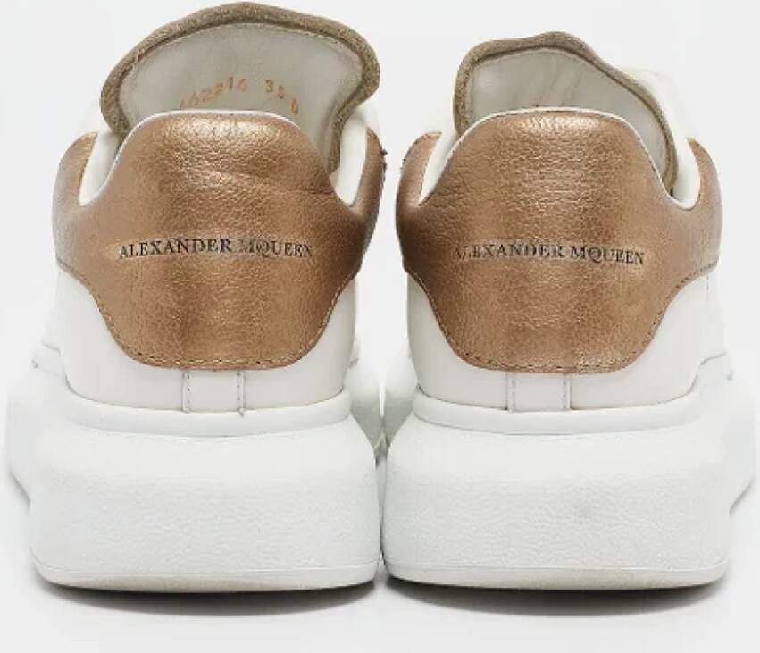 Alexander McQueen Pre-owned Leather sneakers White Dames