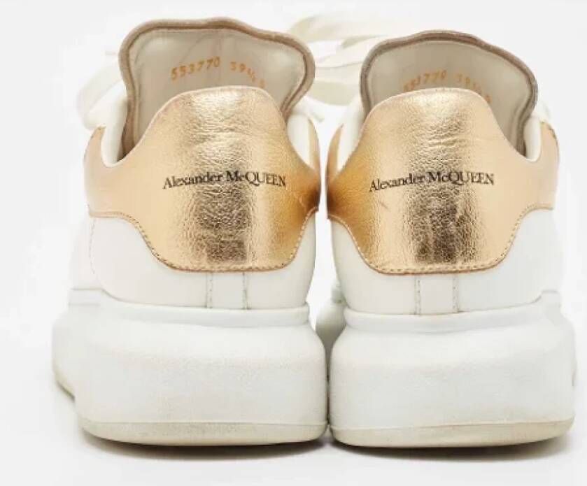 Alexander McQueen Pre-owned Leather sneakers White Dames