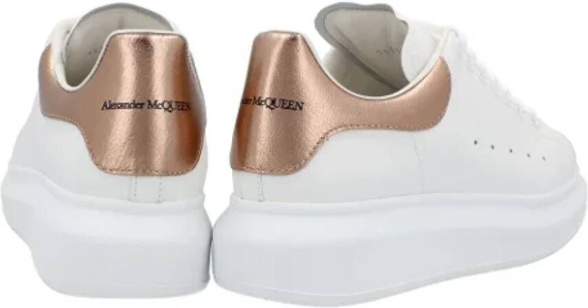 Alexander McQueen Pre-owned Leather sneakers White Dames