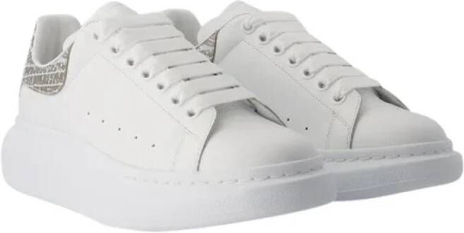 Alexander McQueen Pre-owned Leather sneakers White Heren