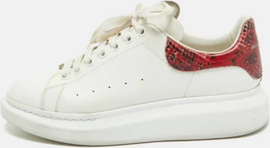 Alexander McQueen Pre-owned Leather sneakers White Heren