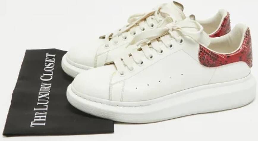 Alexander McQueen Pre-owned Leather sneakers White Heren