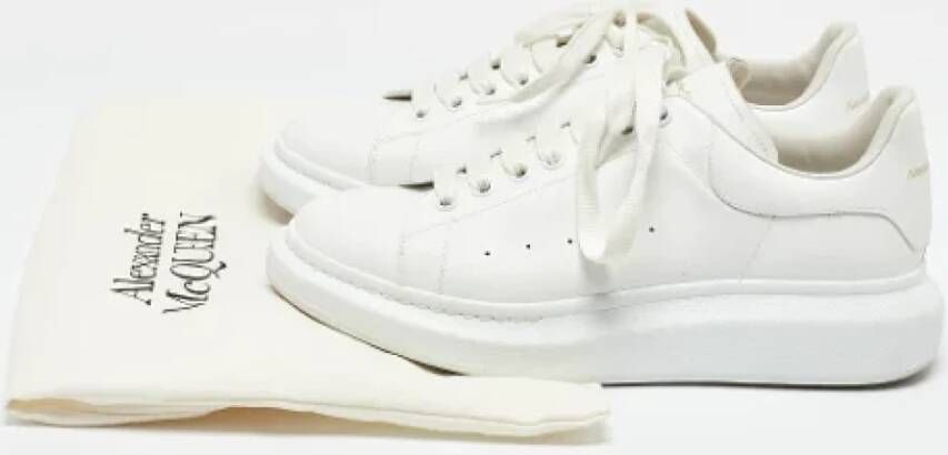 Alexander McQueen Pre-owned Leather sneakers White Heren