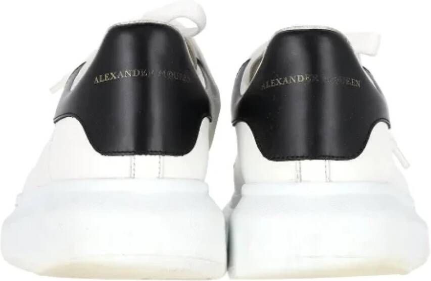 Alexander McQueen Pre-owned Leather sneakers White Heren