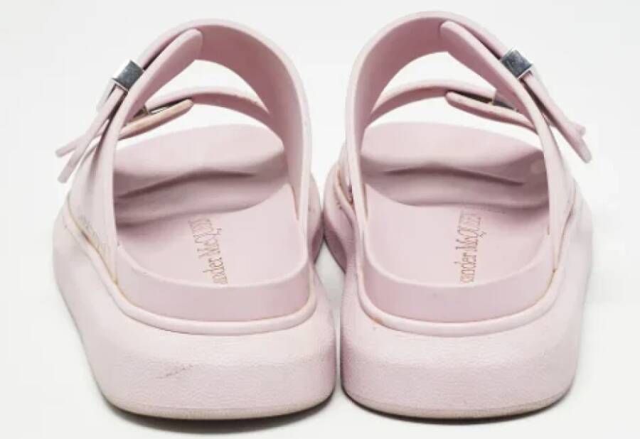 Alexander McQueen Pre-owned Rubber flats Pink Dames