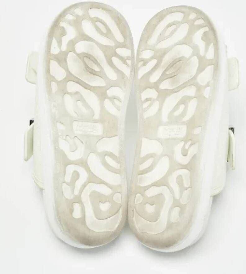 Alexander McQueen Pre-owned Rubber flats White Dames