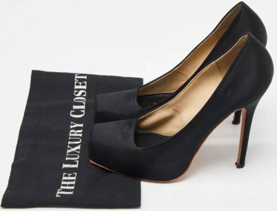 Alexander McQueen Pre-owned Satin heels Black Dames