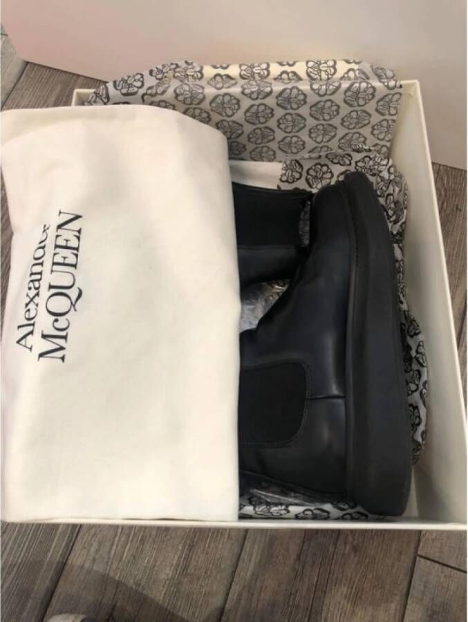 Alexander McQueen Pre-owned Schoenen Black Heren