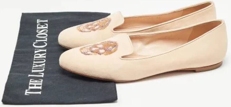 Alexander McQueen Pre-owned Suede flats Orange Dames