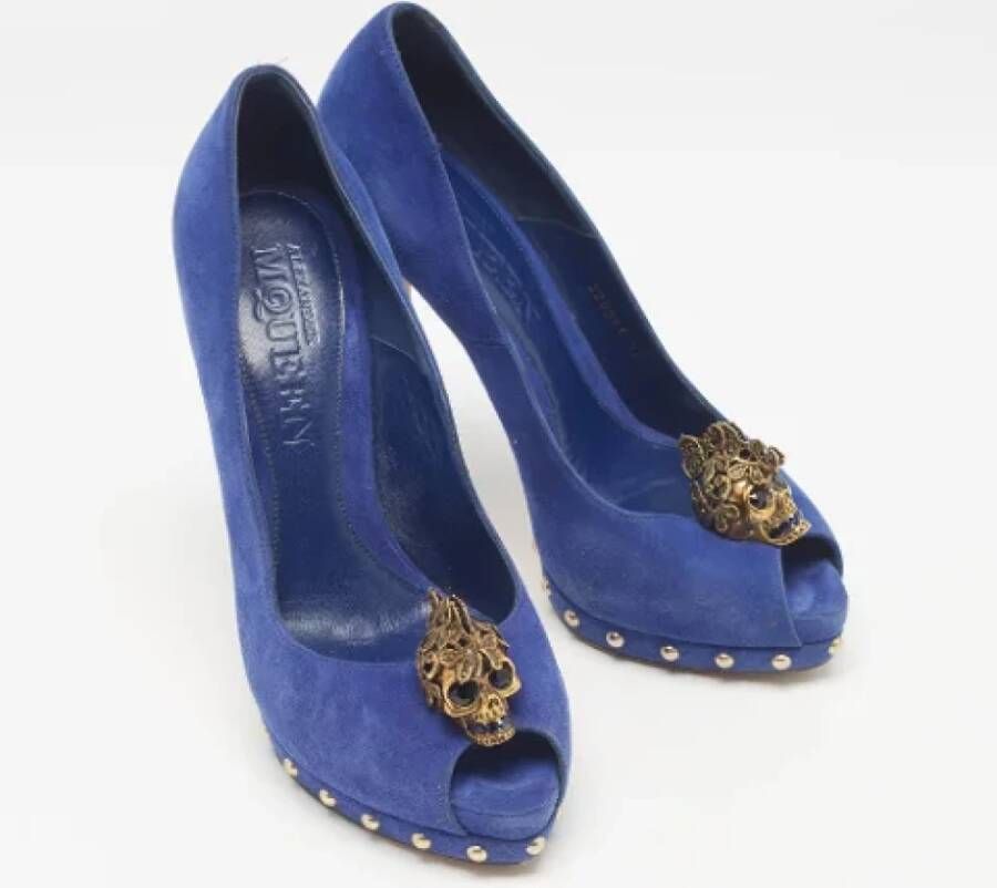 Alexander McQueen Pre-owned Suede heels Blue Dames