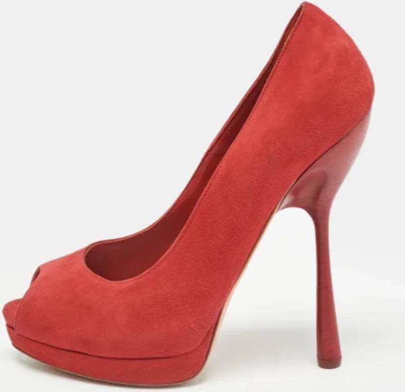 Alexander McQueen Pre-owned Suede heels Red Dames