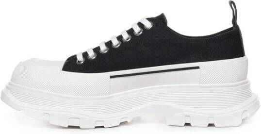 alexander mcqueen Canvas Lage Sneakers met Oversized Rubberen Zool Zwart Heren