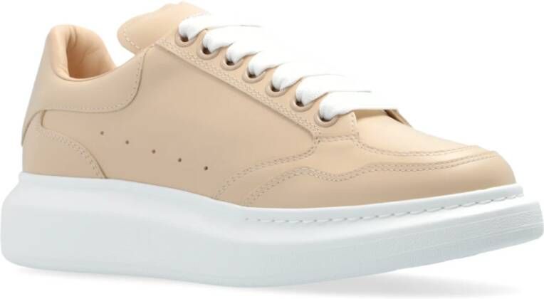 alexander mcqueen Sportschoenen van Beige Dames