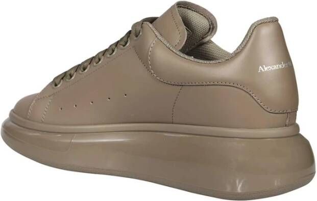 alexander mcqueen Stijlvolle Sneaker voor Trendy Outfits Brown Heren