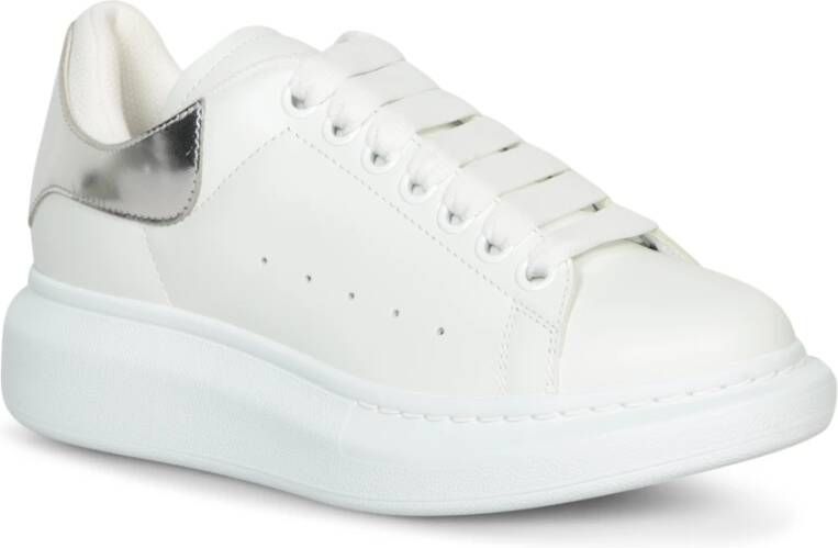 alexander mcqueen Witte Leren Sneakers met Zilveren Accenten White Dames