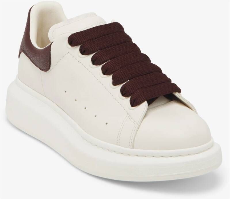 alexander mcqueen Witte Sneakers met Bordeaux Hiel White Dames