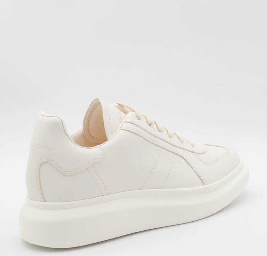 alexander mcqueen Witte Sneakers met Ronde Neus White Heren