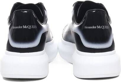 alexander mcqueen Zwarte Leren Sneakers met Oversized Zool Black Heren